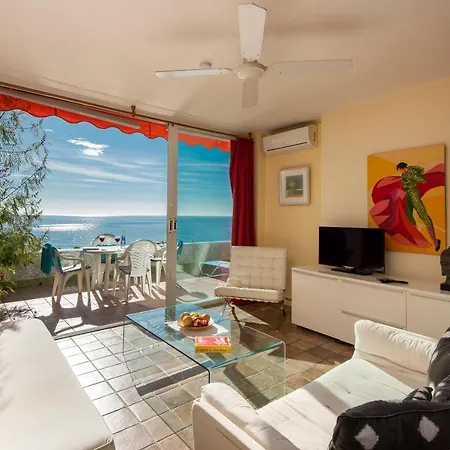 Sea Front Bungalow 托雷莫利诺斯
