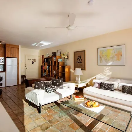 Sea Front Bungalow 托雷莫利诺斯